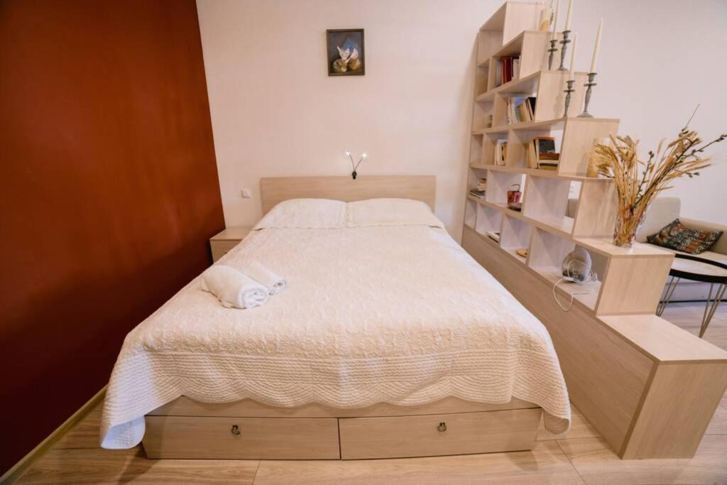 New Central Apartment In 기우므리 외부 사진